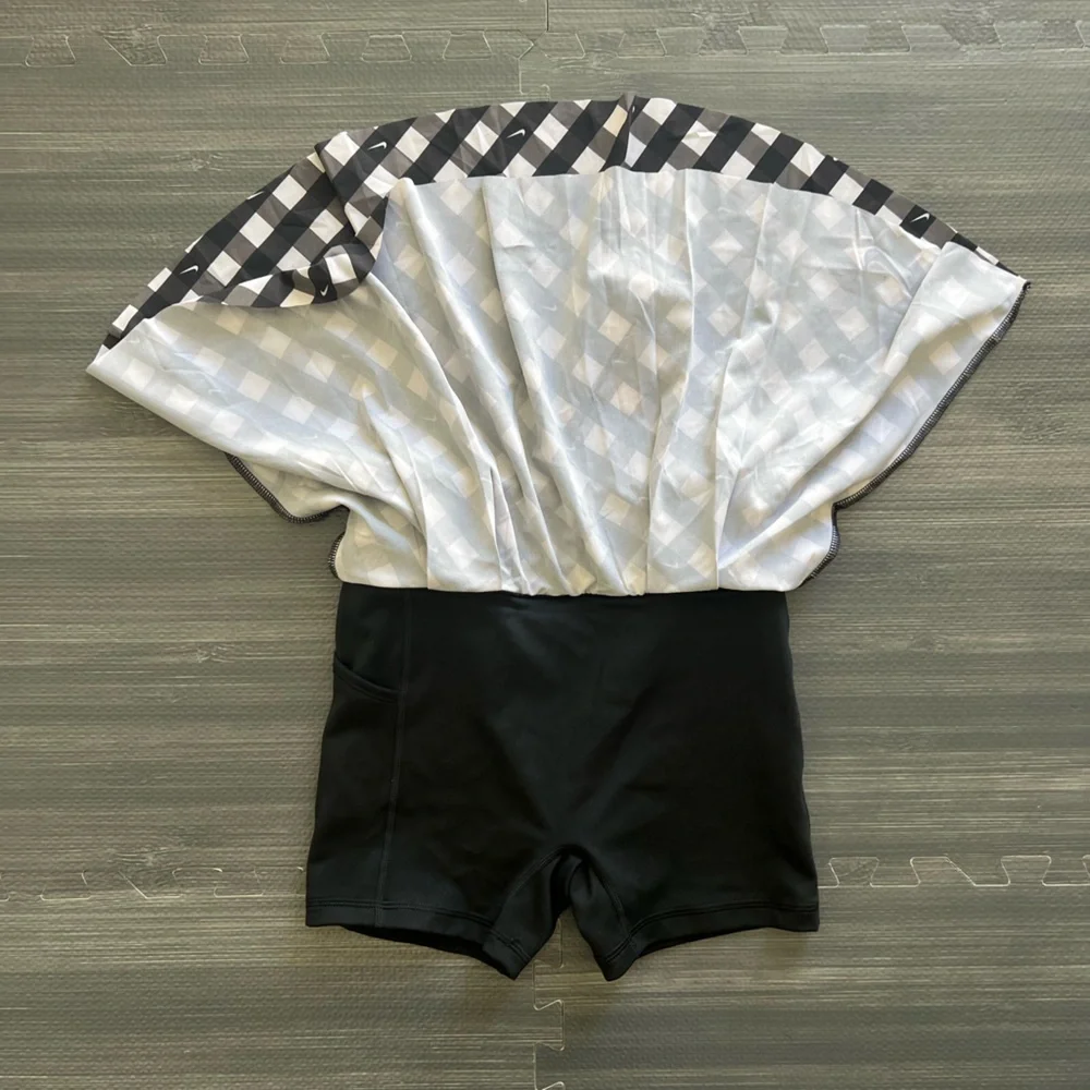 Nike Women's Black and White Skater Tennis Skirt - Picture 4 of 6